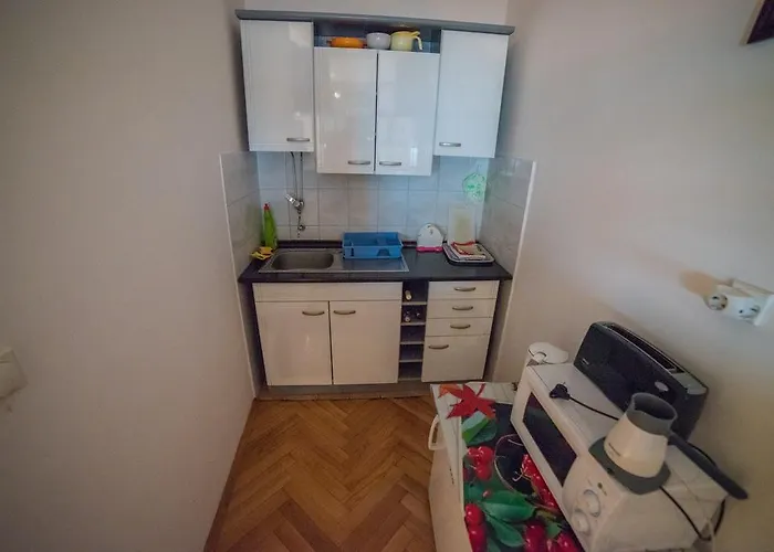 Downtown 兹拉蒂博尔